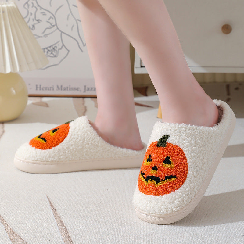 Halloween Pumpkin Slippers - Festively Warm Unisex Slippers