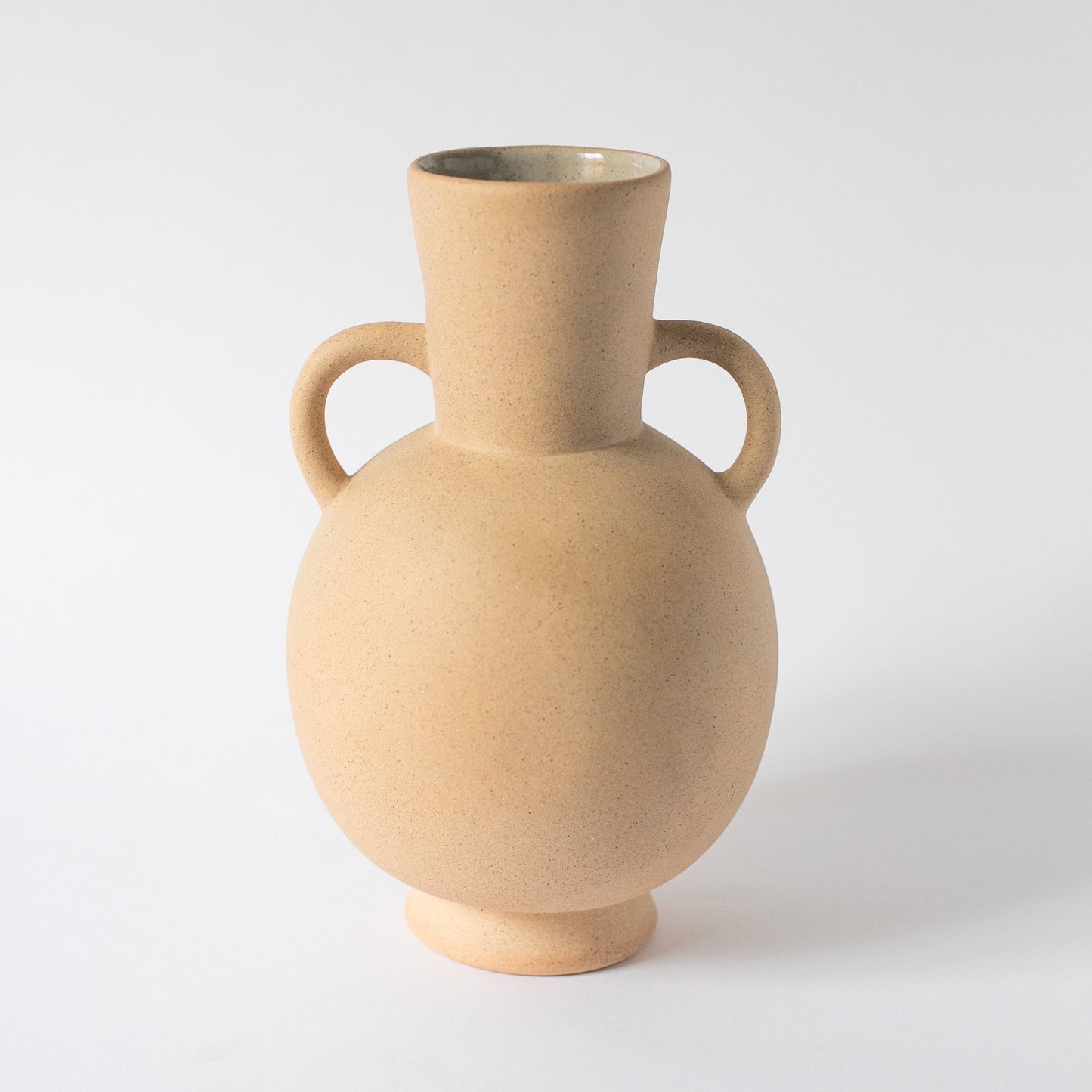 Tirreno Vase - Striking Heritage in Every Piece