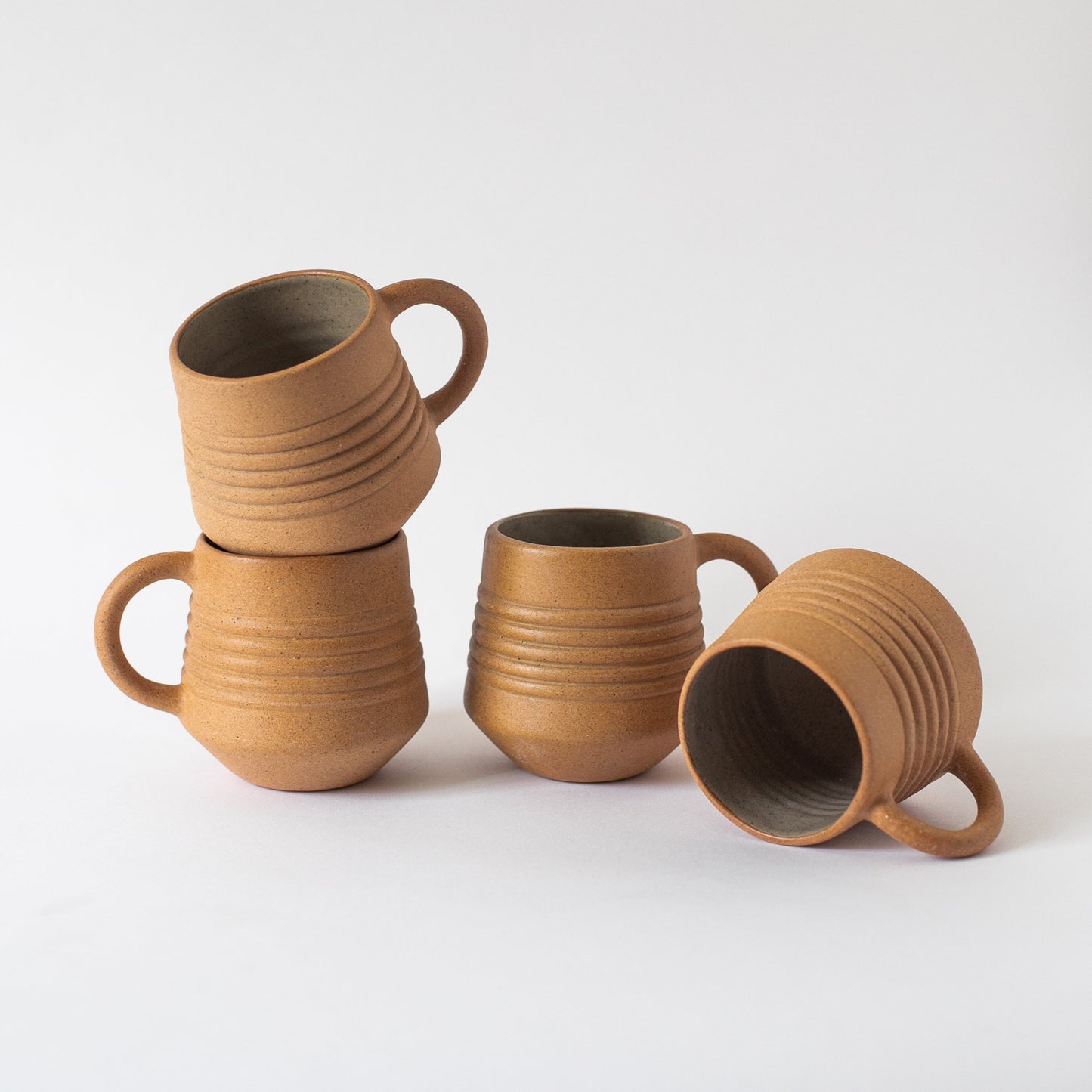 Anillo Mug - A Dance of Earth and Fire