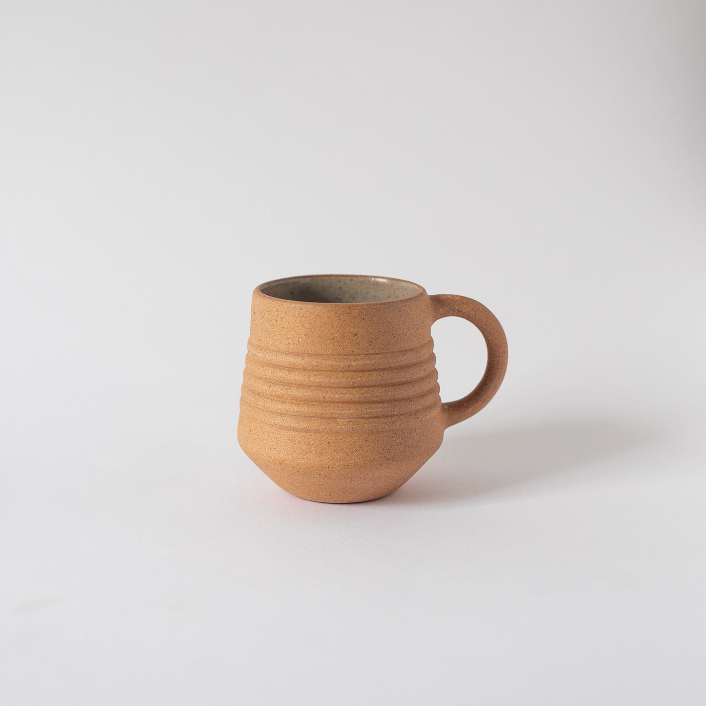 Anillo Mug - A Dance of Earth and Fire