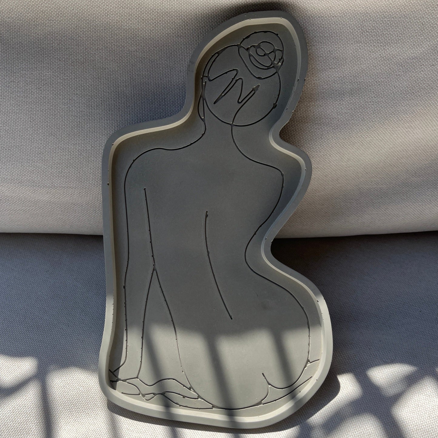 Backless Concrete Tray - Handcrafted Elegance: The Concrete Woman Tray