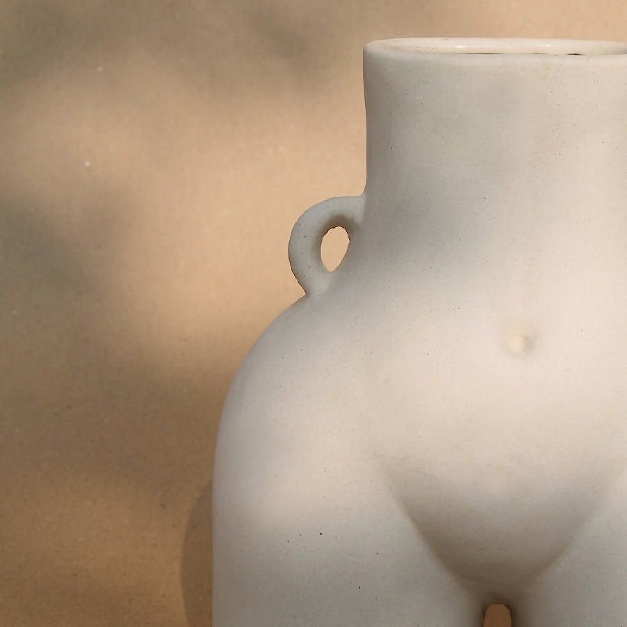 HER Vase - Sophistication, Simplicity and Timeless Craftmanship