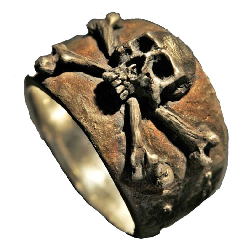 Nostalgic Skull and Crossbones Unisex Ring